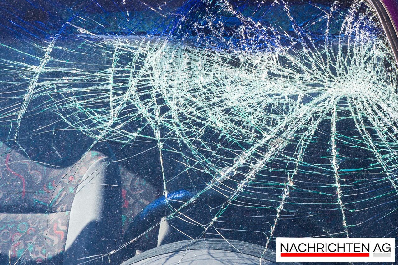 Frontalzusammenstoß bei Blumenhagen: Drei Verletzte in Unfall dringen!